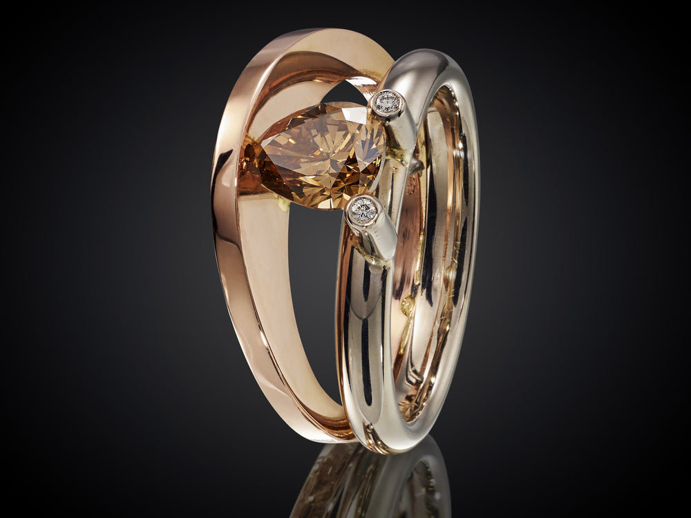 Zonsopgang | 14 karaat gouden ring met natuurlijk bruine diamant
